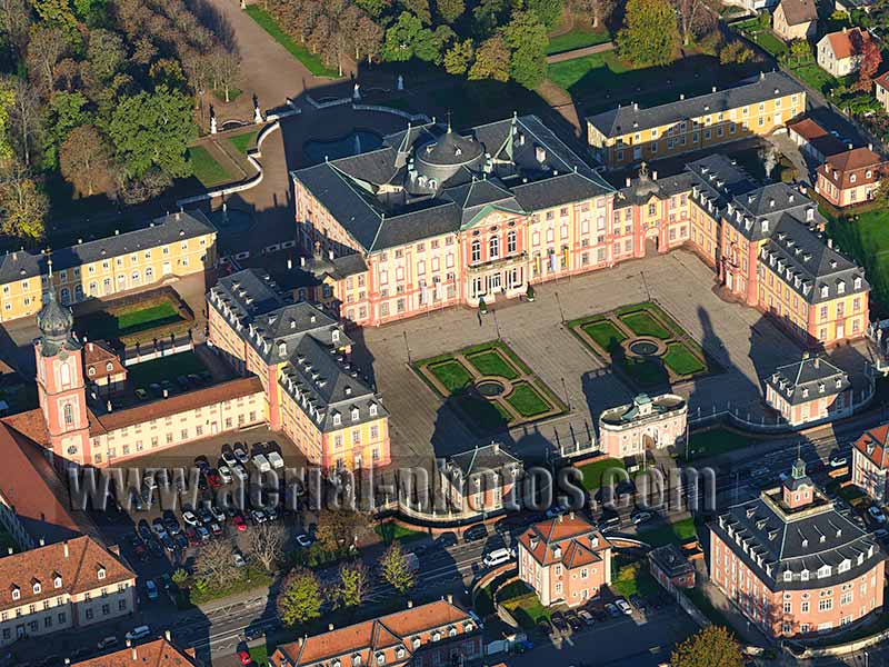 AERIAL VIEW photo of Bruchsal Palace, Baden-Württemberg, Germany. LUFTAUFNAHME luftbild, Schloss Bruchsal, Deutschland.