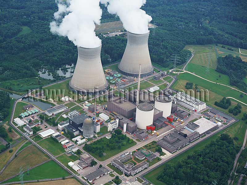 AERIAL VIEW photo of Gundremmingen nuclear power plant, Bavaria, Germany. LUFTAUFNAHME luftbild, Bayern, Deutschland.
