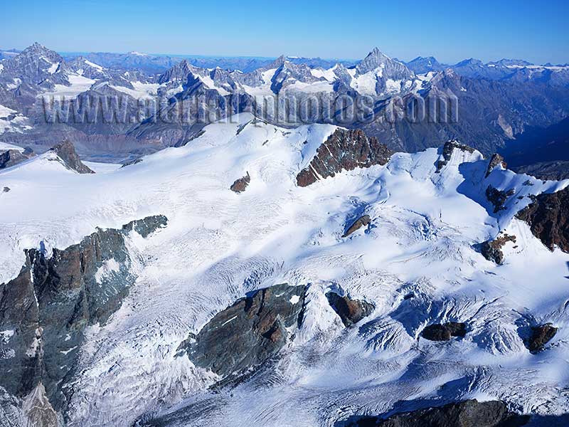 Aerial view of the Breithorn Glacier, Aosta Valley, Italy. VEDUTA AEREA foto, Valle d'Aosta, Italia.
