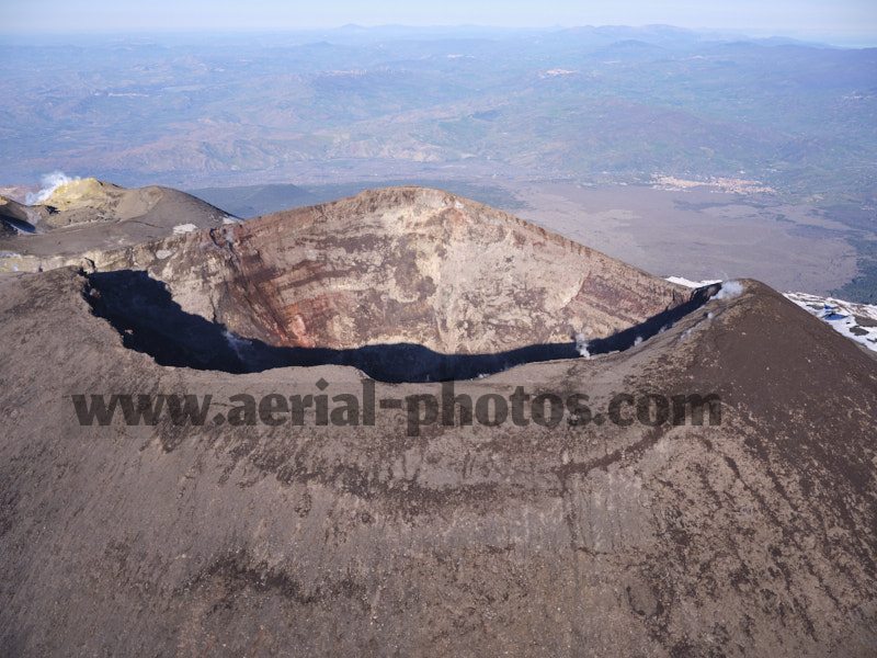 Aerial view, Mount Etna, Sicily, Italy. VEDUTA AEREA foto, Monte Etna, Italia.
