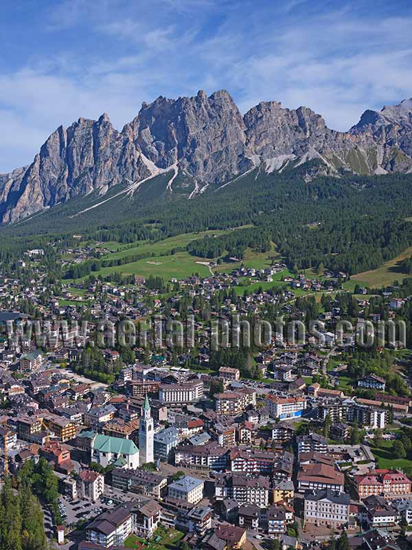 AERIAL VIEW photo of Cortina d'Ampezzo, Dolomites, Veneto, Italy. VEDUTA AEREA foto, Italia.