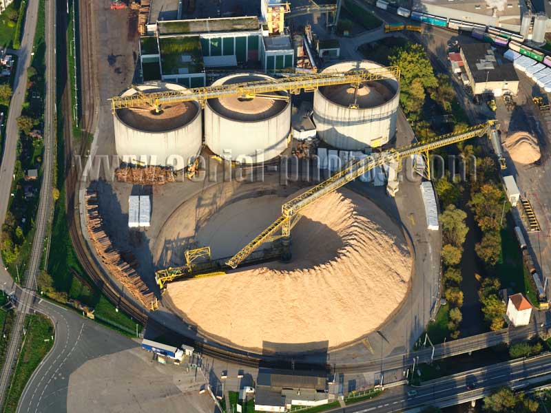 Aerial photo of a pulp mill, Carinthia, Austria. Luftaufnahme, luftbild, Österreich.