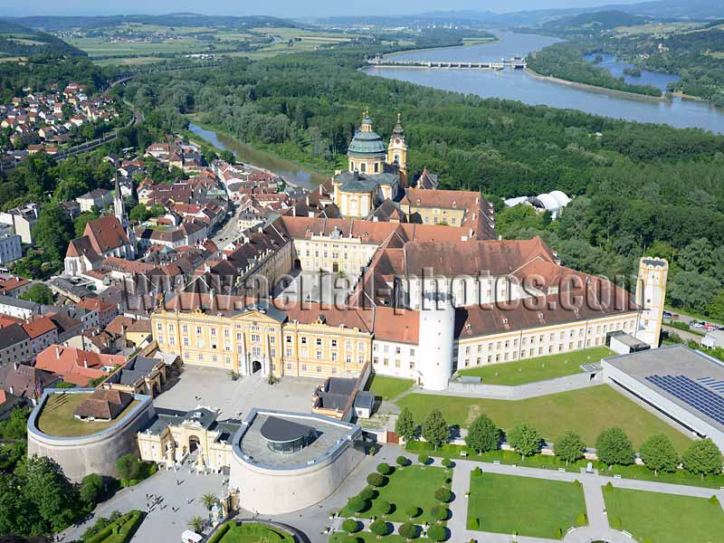 AERIAL VIEW photo of Melk Abbey, Lower Austria, Austria. LUFTAUFNAHME luftbild, Stift Melk, Niederösterreich, Österreich.