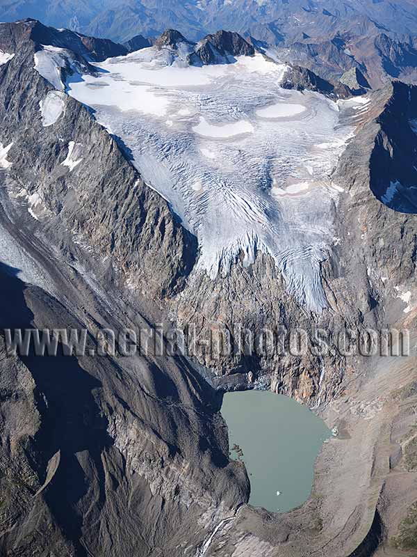 AERIAL VIEW photo of Wilder Pfaff Glacier in Tyrol, Austria. LUFTAUFNAHME luftbild, Österreich.