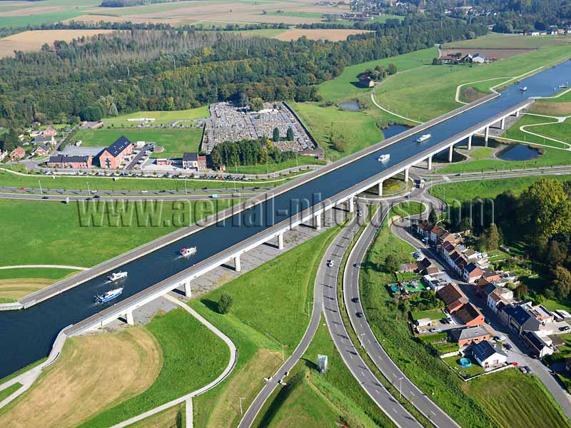 AERIAL VIEW photo of the Sart Canal-Bridge, Province of Hainaut, Wallonia, Belgium. VUE AERIENNE Wallonie, Belgique.