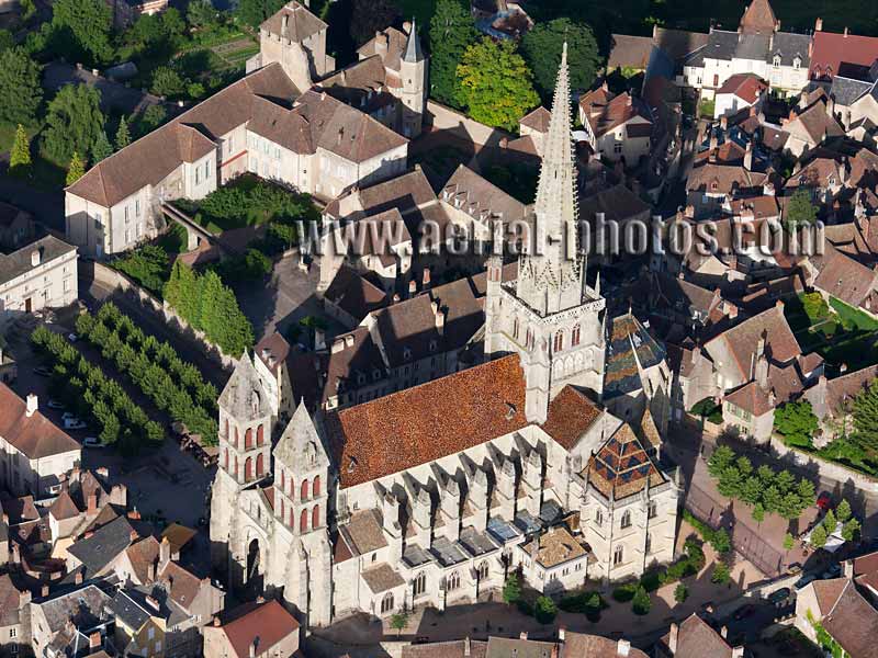 AERIAL VIEW photo of Saint-Lazarus Cathedral, Burgundy, France. VUE AERIENNE, Cathédrale Saint-Lazare, Bourgogne-Franche-Comté.