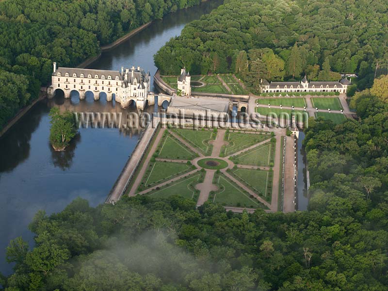 AERIAL VIEW photo of Chenonceaux Castle, Loire Valley, Centre, France. VUE AERIENNE, Château de Chenonceaux, Val de Loire.