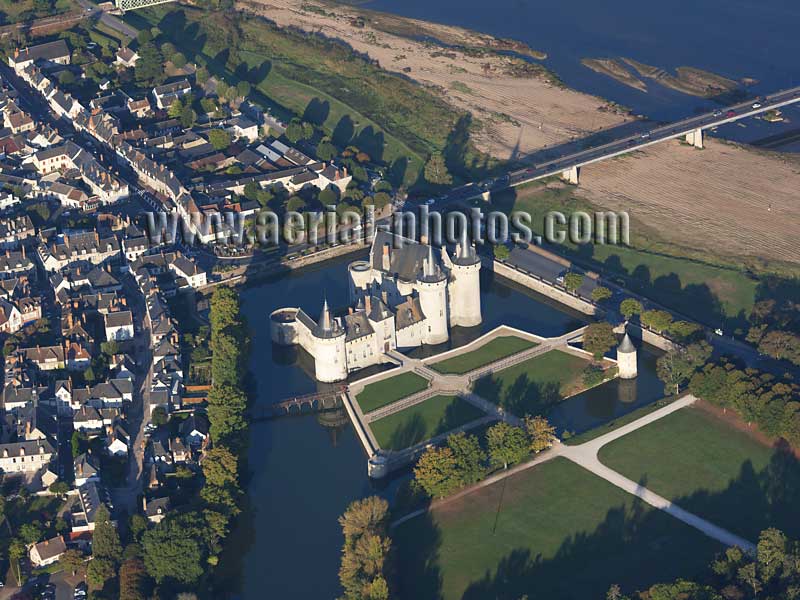 AERIAL VIEW photo of Sully-sur-Loire Castle, Loire Valley, Centre, France. VUE AERIENNE, Château de Sully-sur-Loire, Val de Loire.