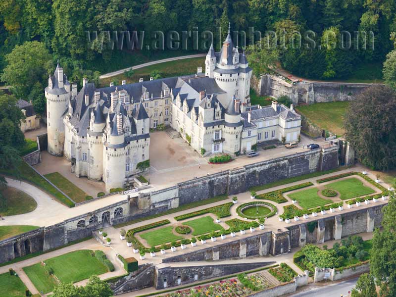 Aerial photo of Ussé Castle, Centre-Val de Loire, France. Vue aérienne, Château d'Ussé.