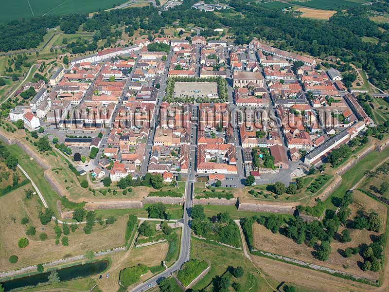 Aerial photo of Neuf-Brisach in Haut-Rhin, Alsace, Grand Est, France. Vue aérienne.