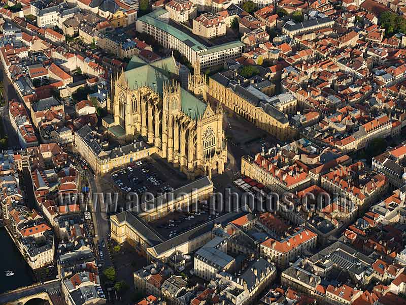 Aerial photo of Metz Cathedral. Moselle, Grand Est, France. Vue aérienne.