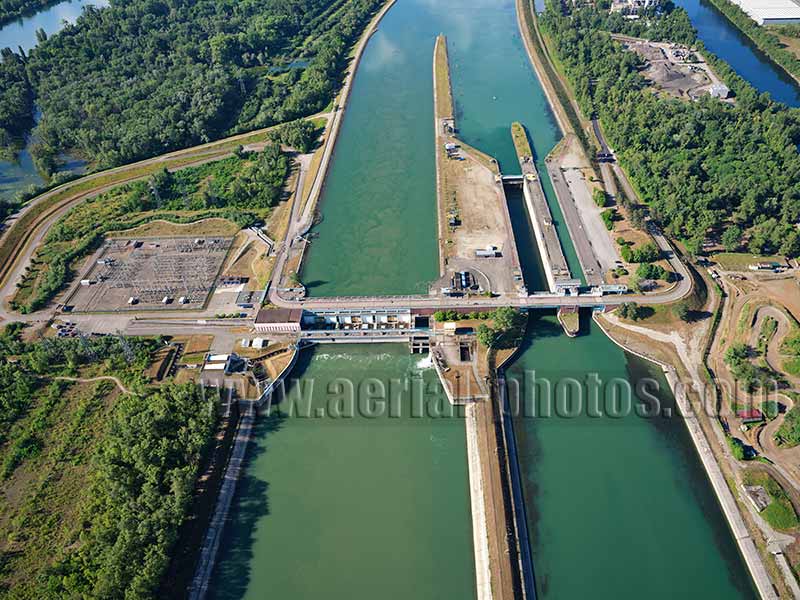 Aerial photo of the Grand Canal d'Alsace in Bas-Rhin, Grand Est, France. Vue aérienne.