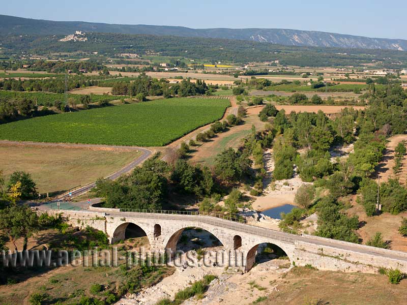 AERIAL VIEW photo of roman bridge, Pont Julien, Vaucluse, Provence, France. VUE AERIENNE.