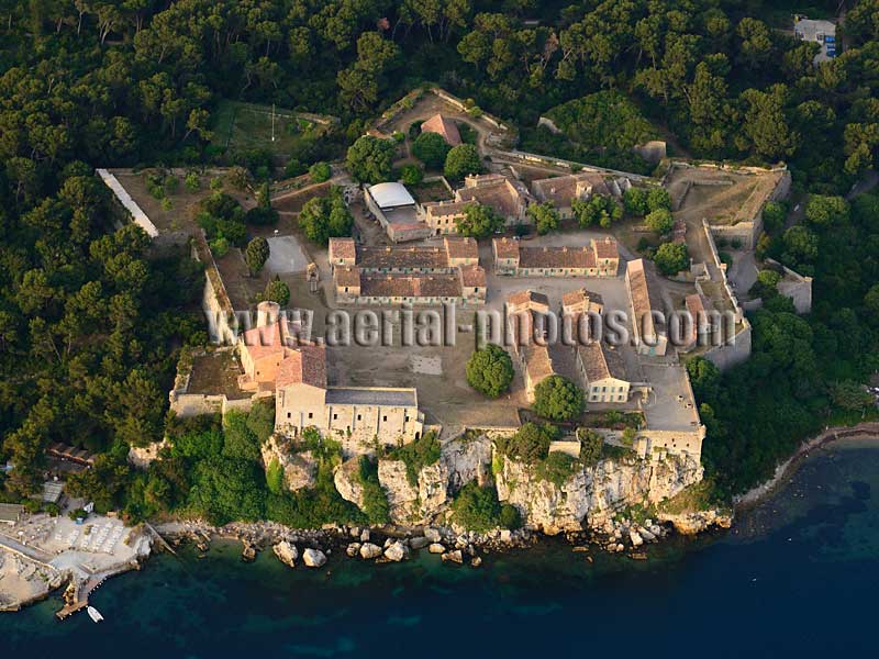 Aerial view, Fort Royal, Sainte-Marguerite Island, Lérins, Cannes, French Riviera, France. VUE AERIENNE Côte d'Azur, Alpes-Maritimes.