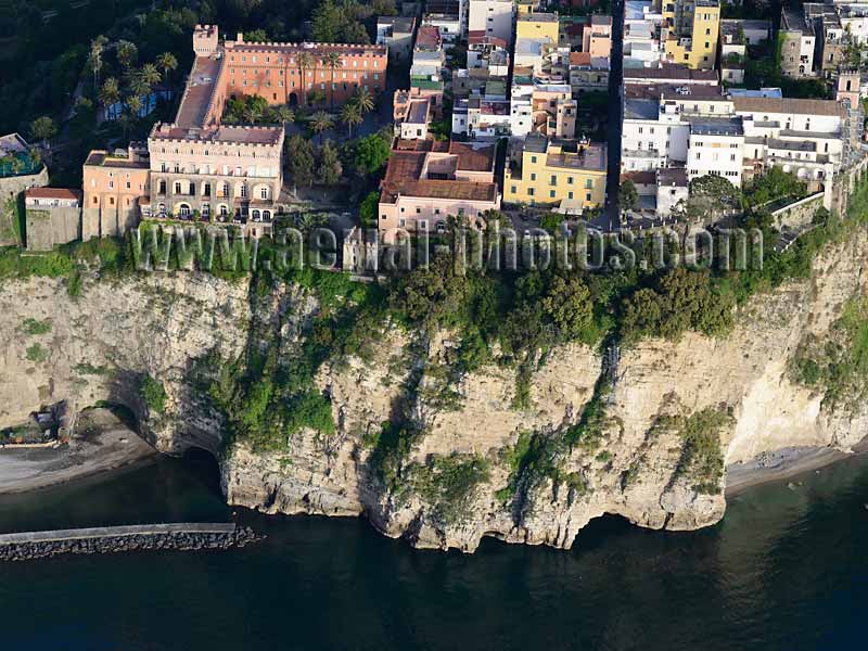 Aerial view of a sea cliff, Vico Equense, Campania, Italy. VEDUTA AEREA foto, Italia.
