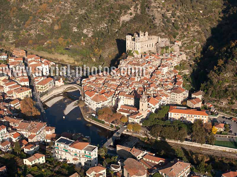 AERIAL VIEW photo of a medieval village, Dolceacqua, Liguria, Italy. VEDUTA AEREA foto, Borgo Medievale, Italia.