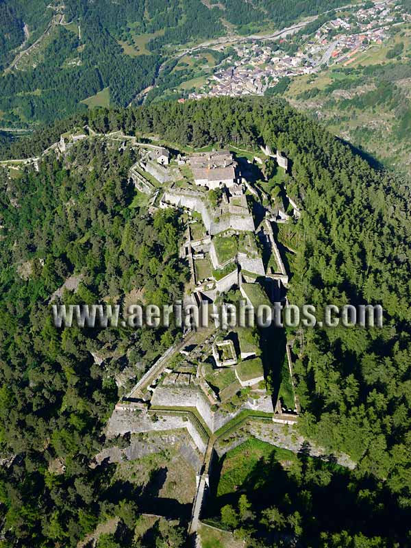 Aerial view, Fenestrelle Fort, Chisone Valley, Piedmont, Italy. VEDUTA AEREA foto, Val Chisone, Piemonte, Italia.