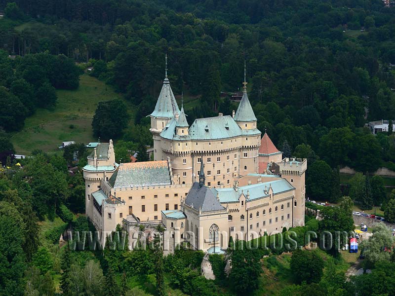 AERIAL VIEW photo of Bojnice Castle, Slovakia. LETECKÝ SNÍMKU, Bojnický zámok, Slovensko.