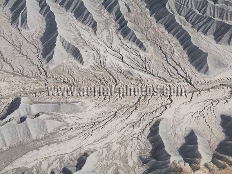 AERIAL VIEW photo of a dendritic drainage pattern, Caineville, Utah, United States.